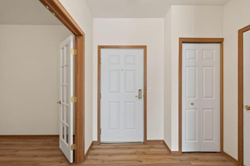 8200 W 33rd Street, 323, Saint Louis Park, MN 55426