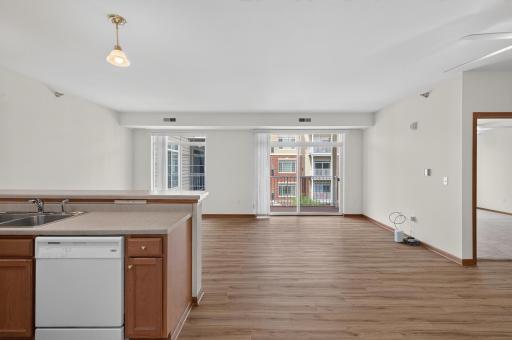 8200 W 33rd Street, 323, Saint Louis Park, MN 55426