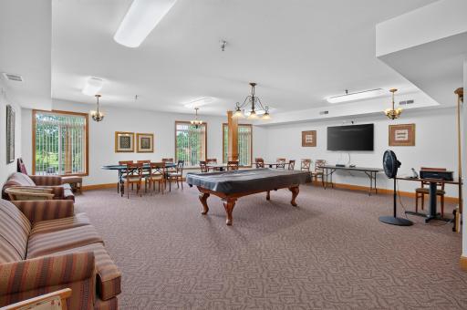 8200 W 33rd Street, 323, Saint Louis Park, MN 55426