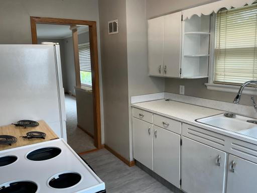 1110 12th Street S, Moorhead, MN 56560