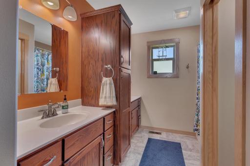 1804 4th Street NE, Willmar, MN 56201