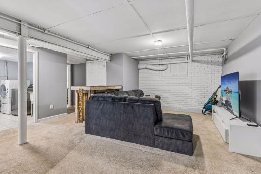 2940 Maryland Avenue S, Minneapolis, MN 55426