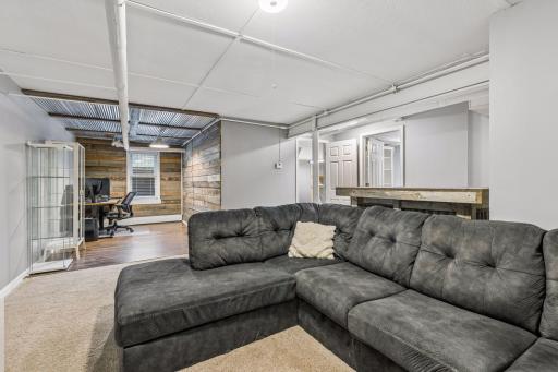 2940 Maryland Avenue S, Minneapolis, MN 55426