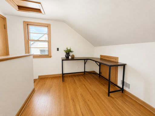 1704 1st Avenue NE, Austin, MN 55912