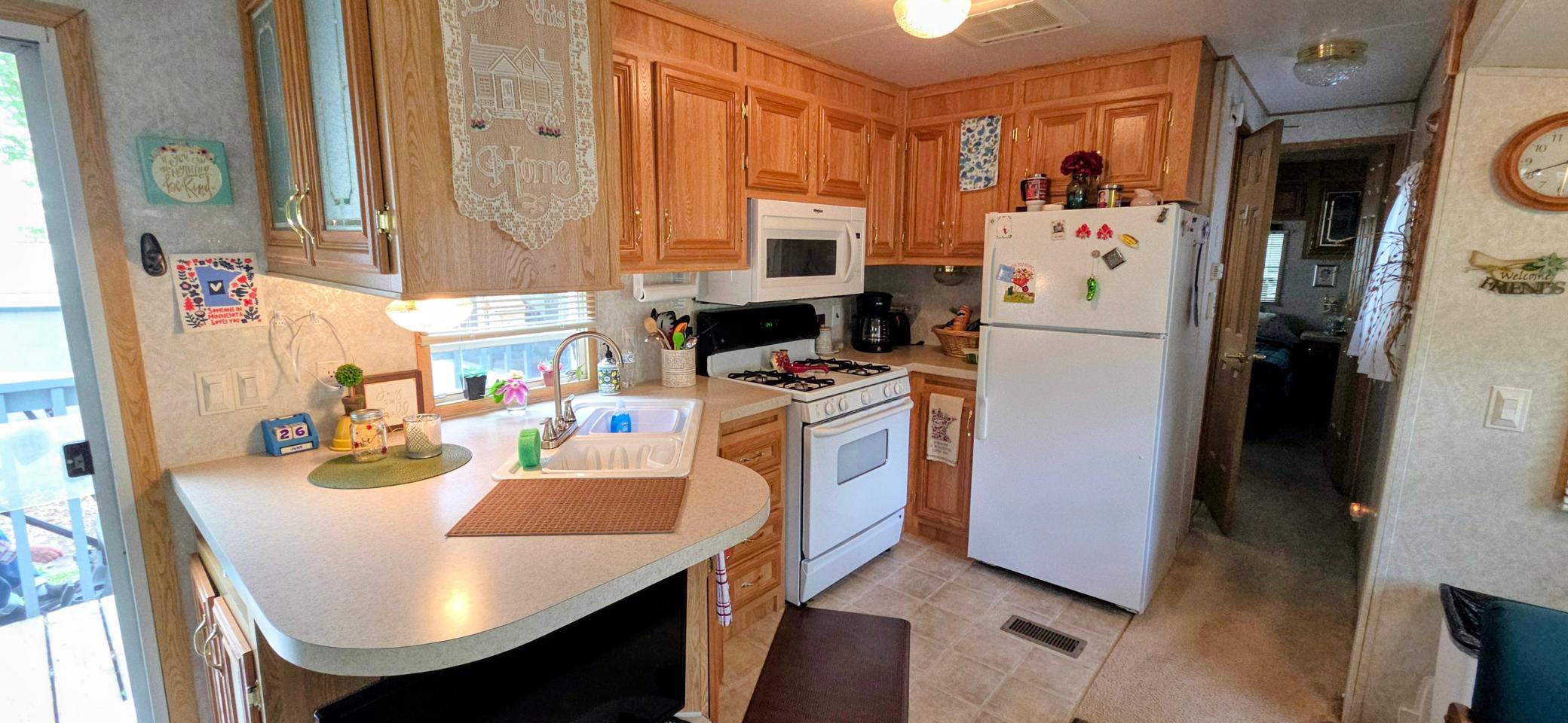 Large Kitchen with full size appliances.
