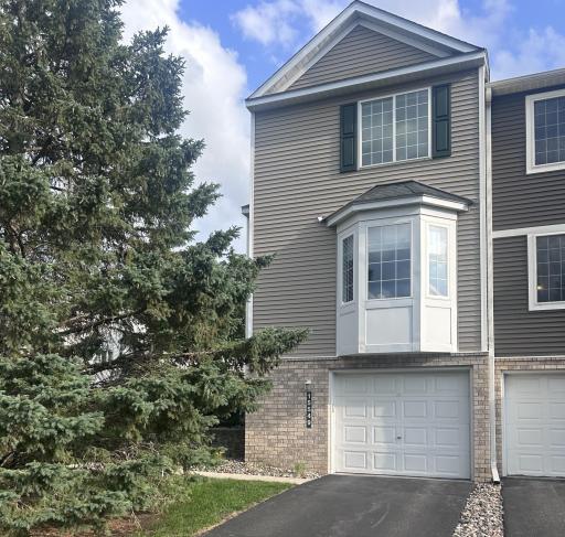15549 Flight Way, 144, Apple Valley, MN 55124