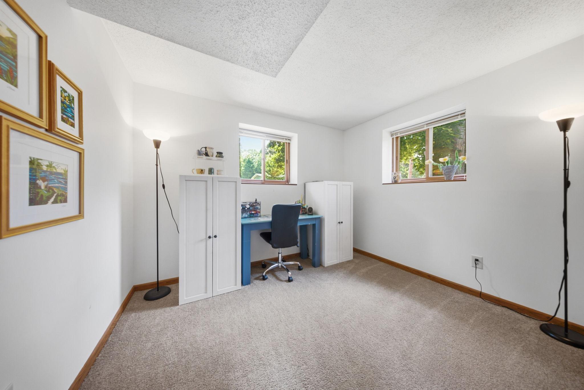 Bedroom/Flex space