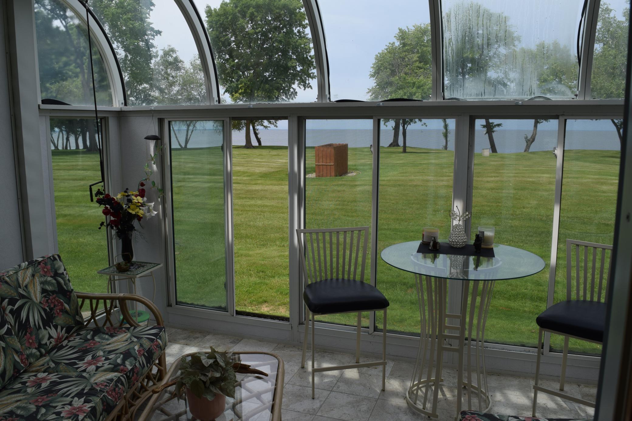 A sunroom with a view