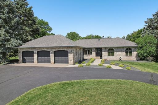 8583 Bower Path, Inver Grove Heights, MN 55076