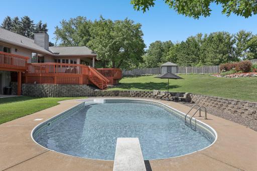 8583 Bower Path, Inver Grove Heights, MN 55076