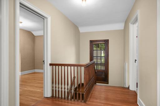 2406 W 54th Street, Minneapolis, MN 55410