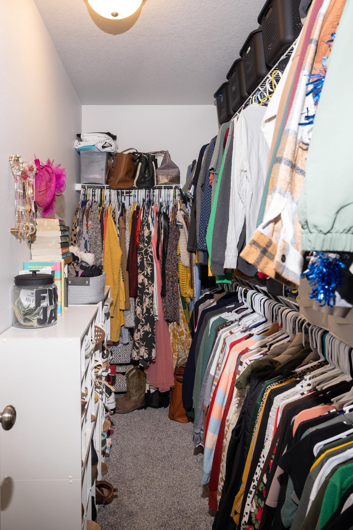 Walk-in Closet