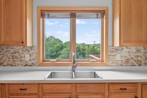 7157 Hidden Valley Lane S, Cottage Grove, MN 55016