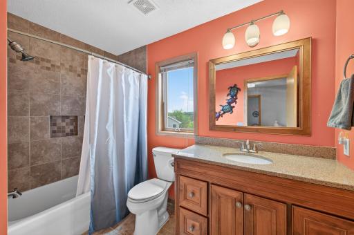 7157 Hidden Valley Lane S, Cottage Grove, MN 55016