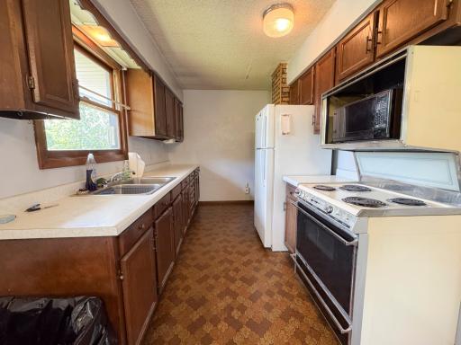 2926 Madison Avenue SW, Bemidji, MN 56601
