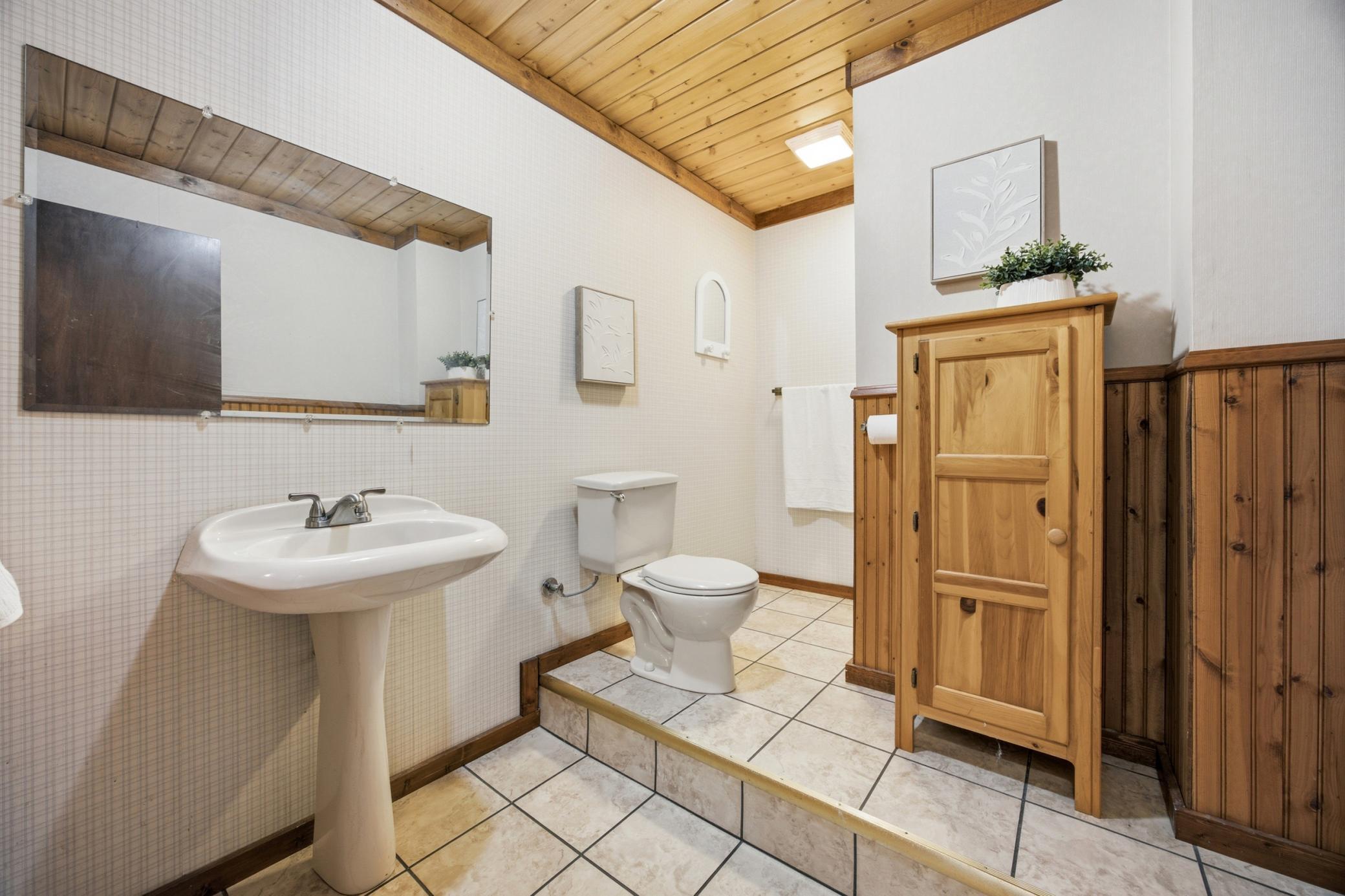 Bathroom 2