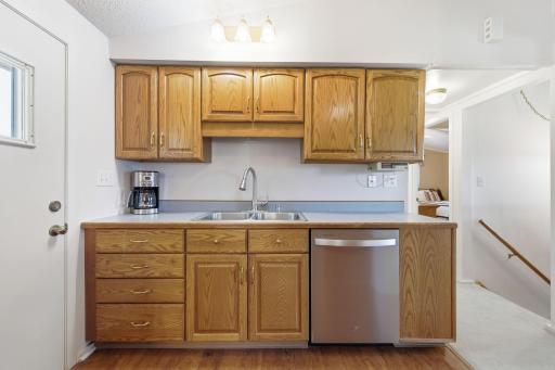 918 County Road 92 N, Maple Plain, MN 55359