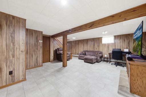 918 County Road 92 N, Maple Plain, MN 55359