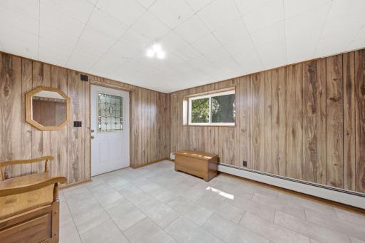 918 County Road 92 N, Maple Plain, MN 55359