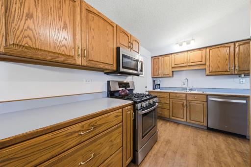 918 County Road 92 N, Maple Plain, MN 55359