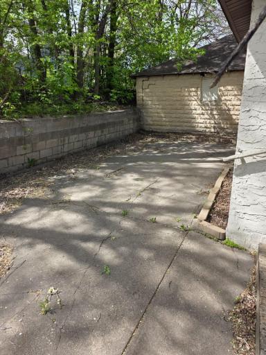 665 Bedford Street, Saint Paul, MN 55130
