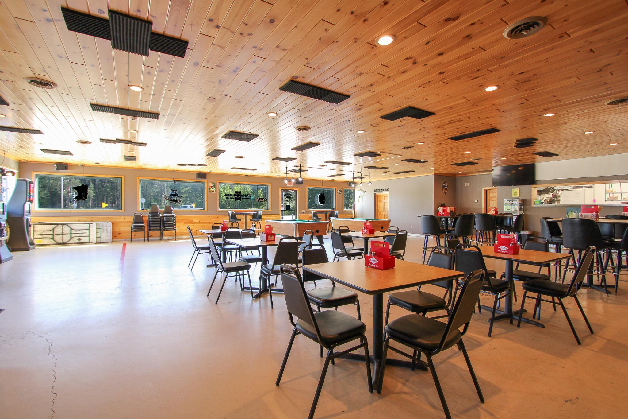 Plenty of room for lots of customers.
