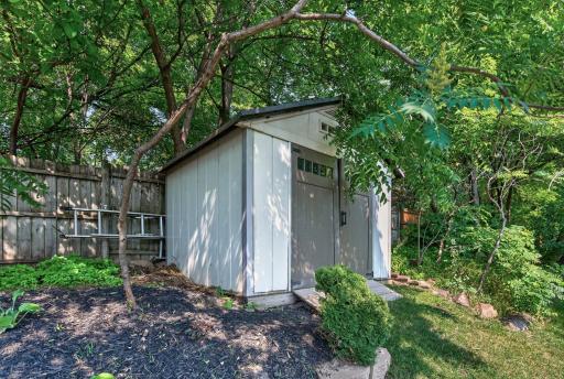 19625 Ireland Way, Lakeville, MN 55044