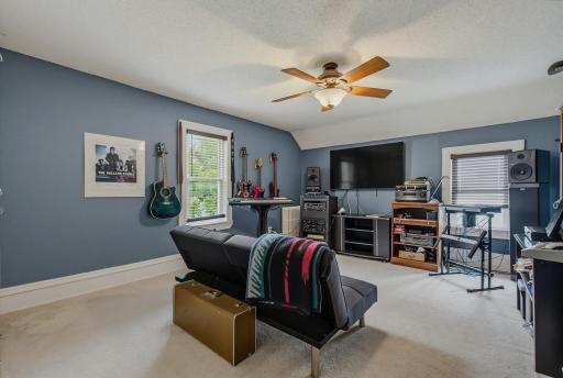 5746 State Highway 25 SE, Montrose, MN 55363