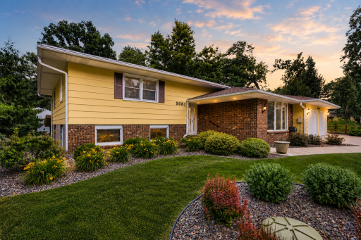 3081 Laverne Court N, Lake Elmo, MN 55042