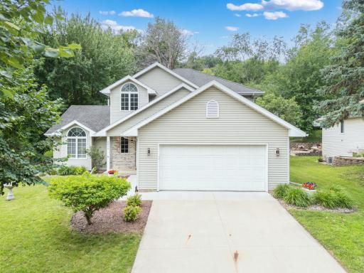 2014 Fox Valley Drive SW, Rochester, MN 55902