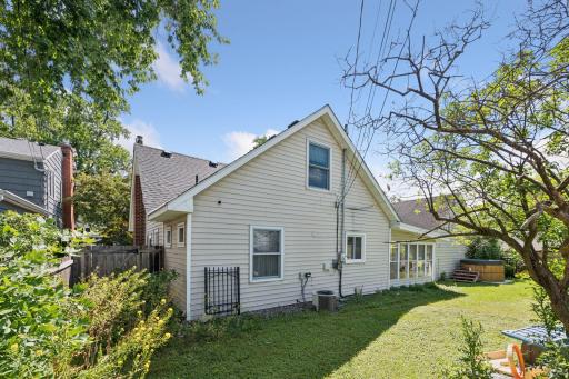 4032 Salem Avenue, Minneapolis, MN 55416