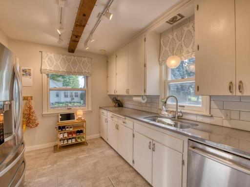 Upgraded kitchen with cambria countertops