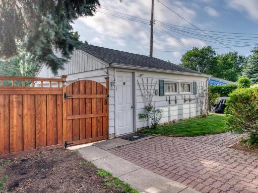 5801 12th Avenue S, Minneapolis, MN 55417