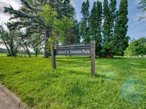 5801 12th Avenue S, Minneapolis, MN 55417