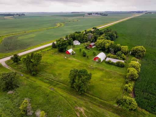 345 200th Avenue SW, Appleton, MN 56208