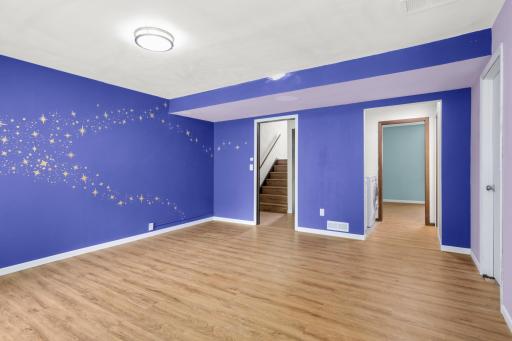 12381 Drake Street NW, Minneapolis, MN 55448
