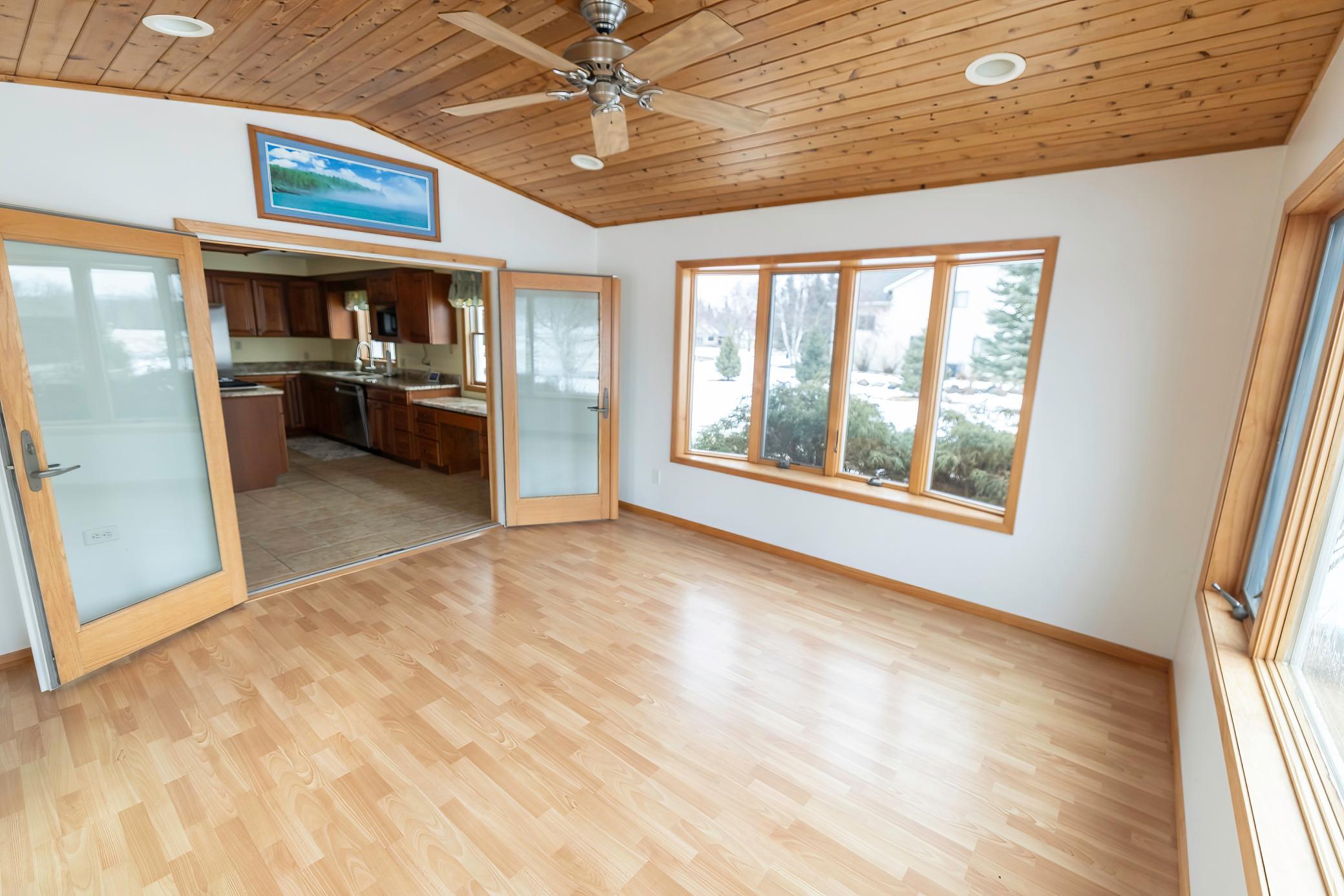 Sunroom to kitchen