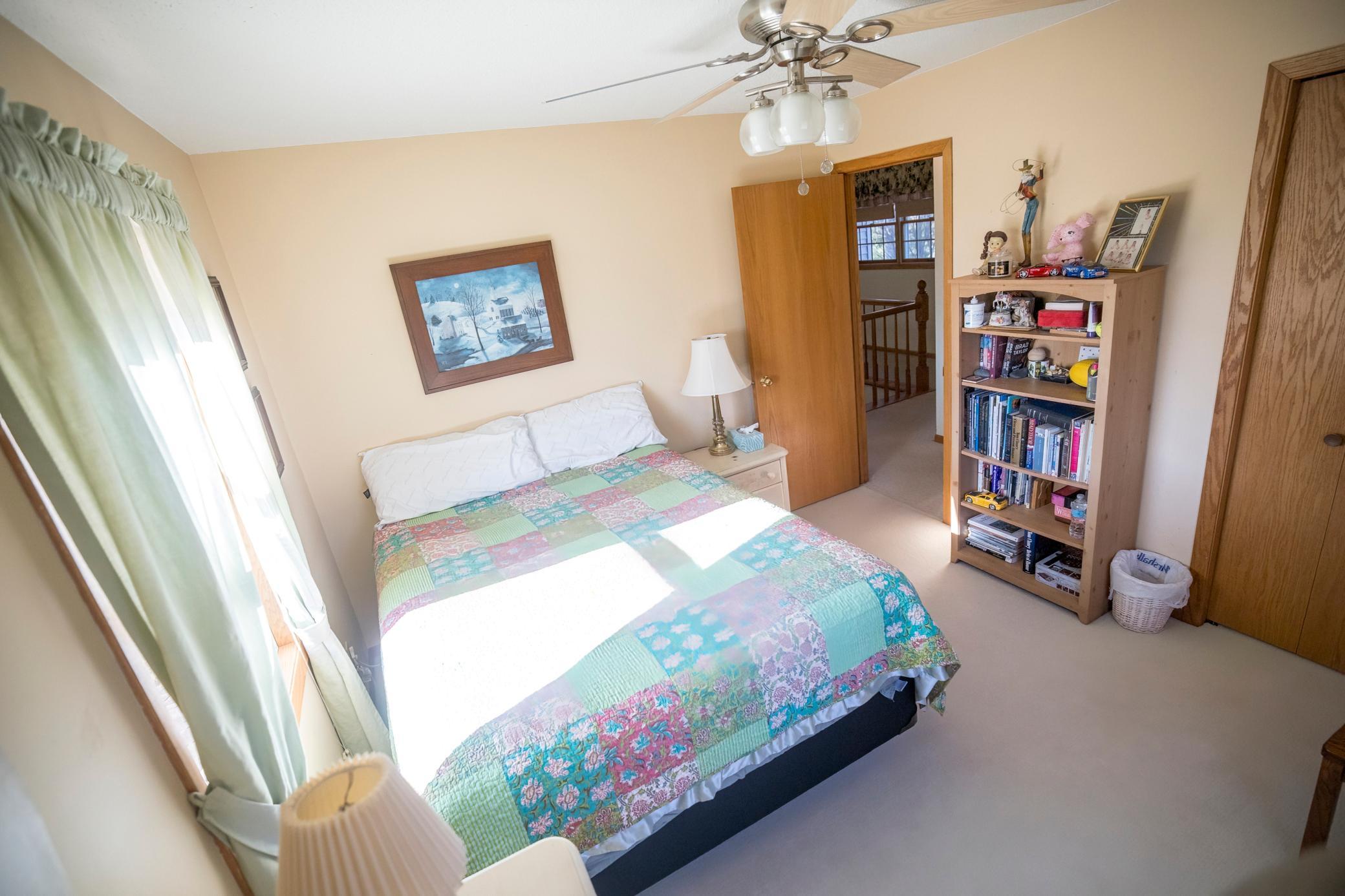 Second upper bedroom
