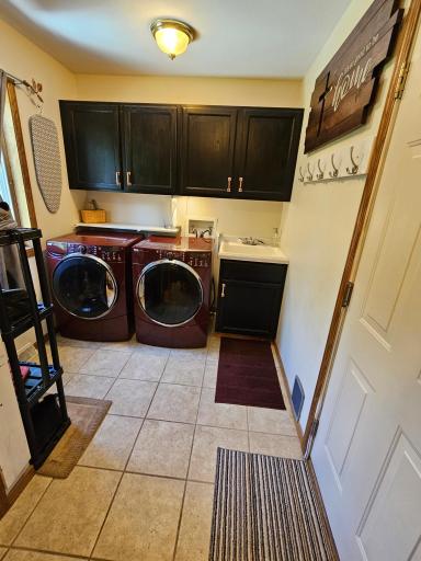 1321 Ridgewood Drive, Winona, MN 55987