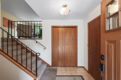 5595 Wedgewood Drive, Excelsior, MN 55331