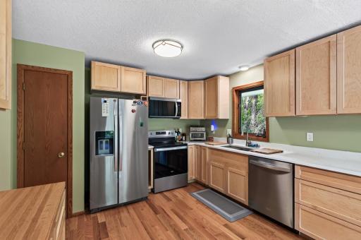 5595 Wedgewood Drive, Excelsior, MN 55331