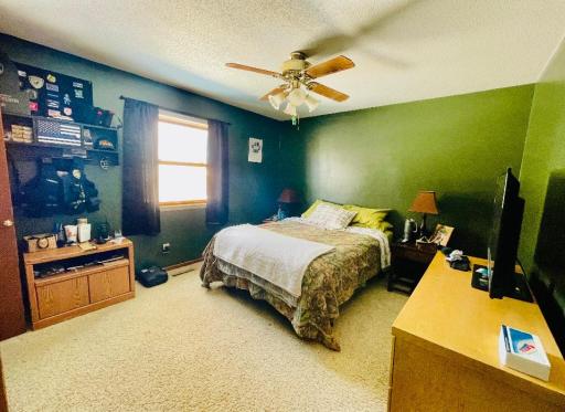 Bedroom 1- Master