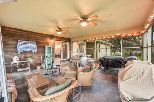 Screened in Porch