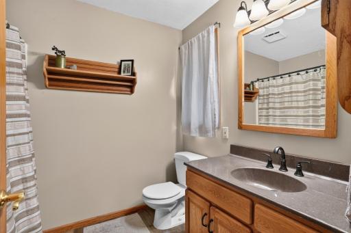 101 Anglewood Drive, Kenyon, MN 55946