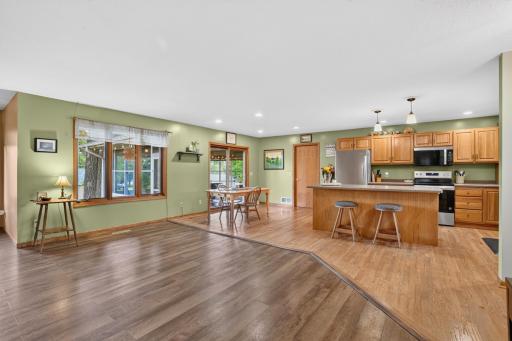 101 Anglewood Drive, Kenyon, MN 55946