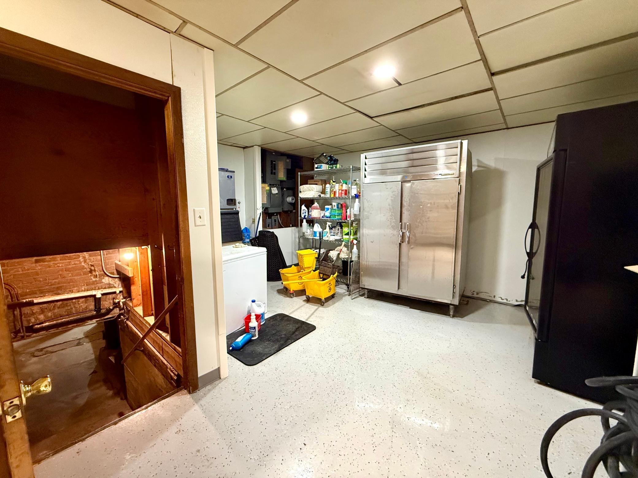 Prep Kitchen/Basement Access
