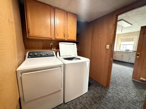 110 Main Street N, Bird Island, MN 55310