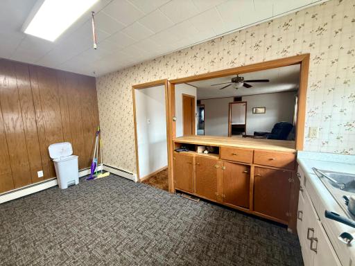 110 Main Street N, Bird Island, MN 55310