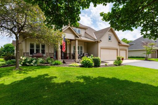 10610 Pinnacle Way, Saint Paul, MN 55129