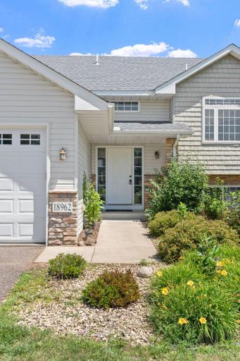 18962 Helen Way, Big Lake, MN 55309